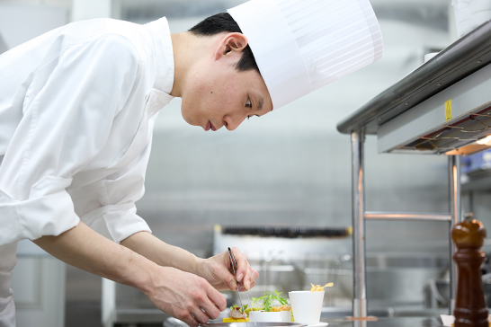 Aid Supplies 一流シェフが手掛ける珠玉の料理をエイドメニューとして提供